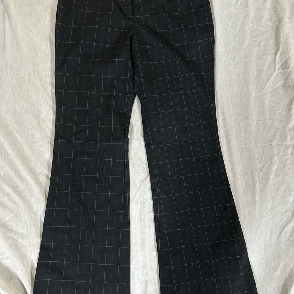 New York & Company Black Dress Pants with Flared Style and Tailored Fit